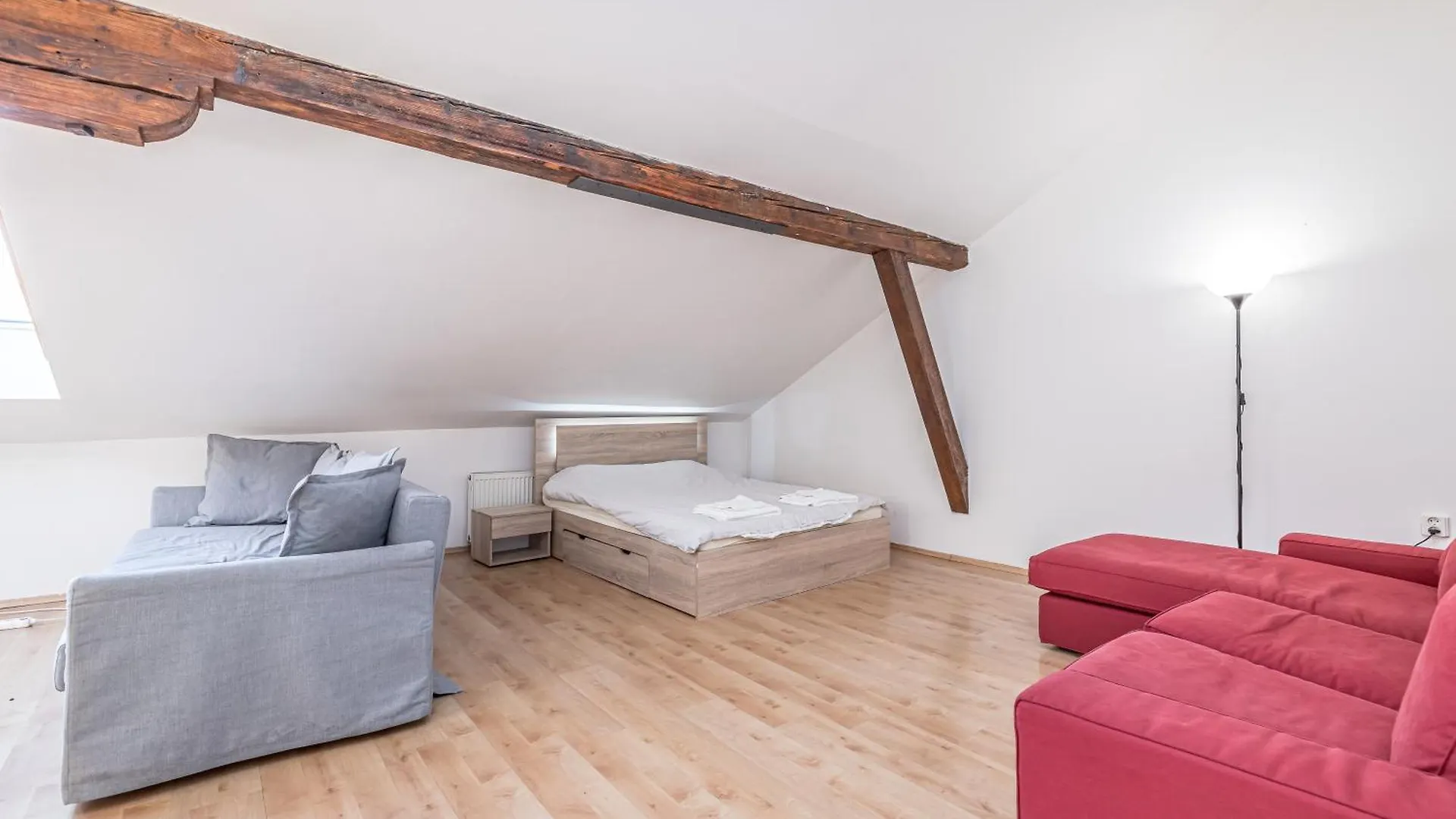 Navratilova Residence Praha 0*,  Česká republika